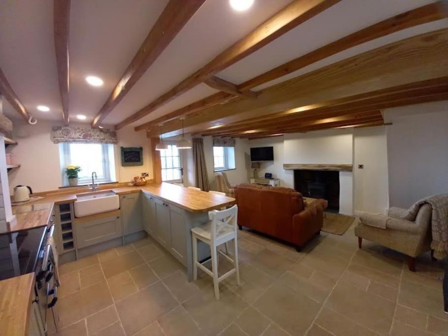 Cosy 2 Bed Cottage Between Snowdonia And The Sea Llandegai Экстерьер фото