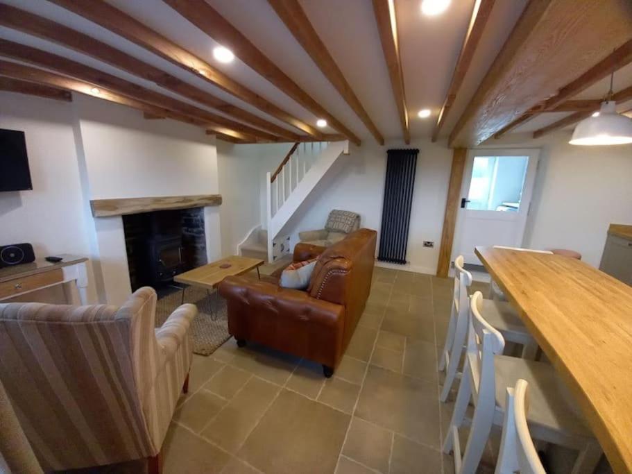 Cosy 2 Bed Cottage Between Snowdonia And The Sea Llandegai Экстерьер фото